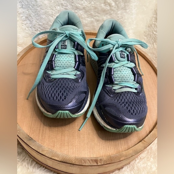 Saucony Womens Everun Hurricane ISO Running Sneakers Shoes Size 5 - Picture 2 of 10